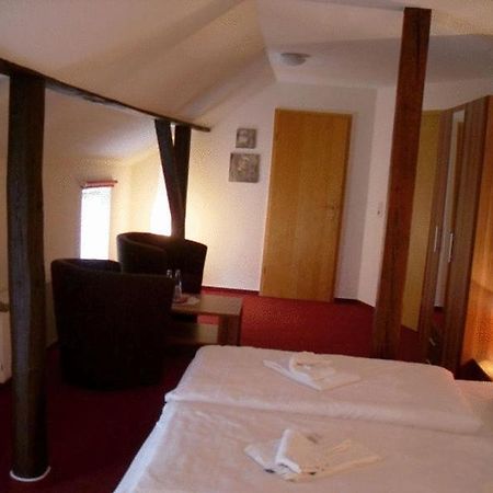 Zum Schwedenkonig Hotel Gadebusch Bagian luar foto
