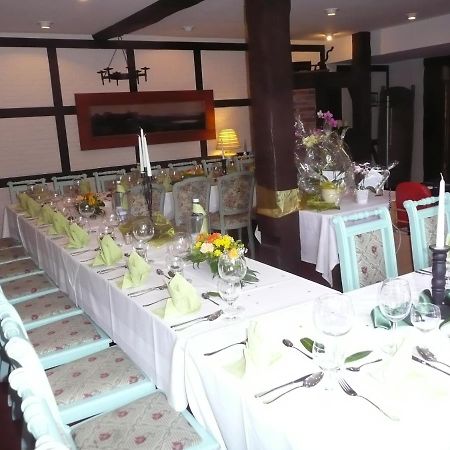 Zum Schwedenkonig Hotel Gadebusch Bagian luar foto
